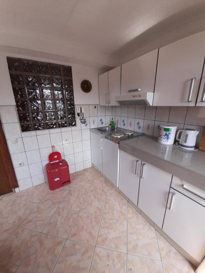 Apartmani Antonella Premantura Exterior foto