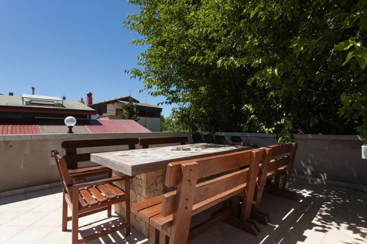 Apartmani Antonella Premantura Exterior foto
