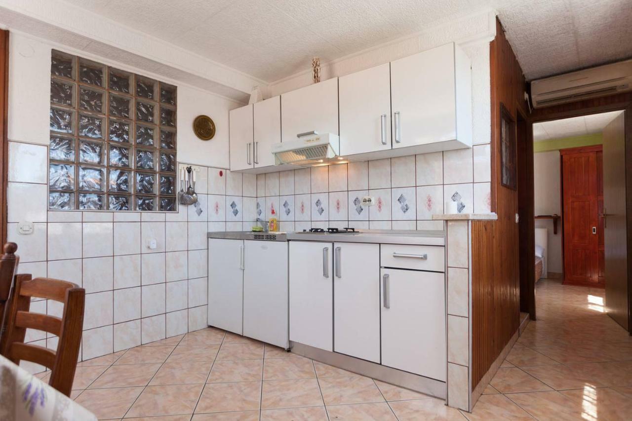 Apartmani Antonella Premantura Exterior foto