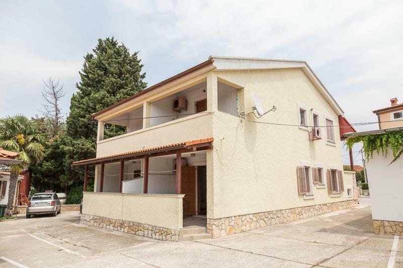 Apartmani Antonella Premantura Exterior foto