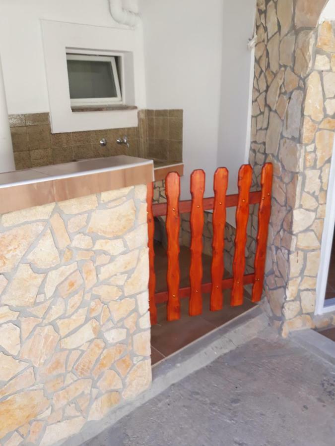 Apartmani Antonella Premantura Exterior foto